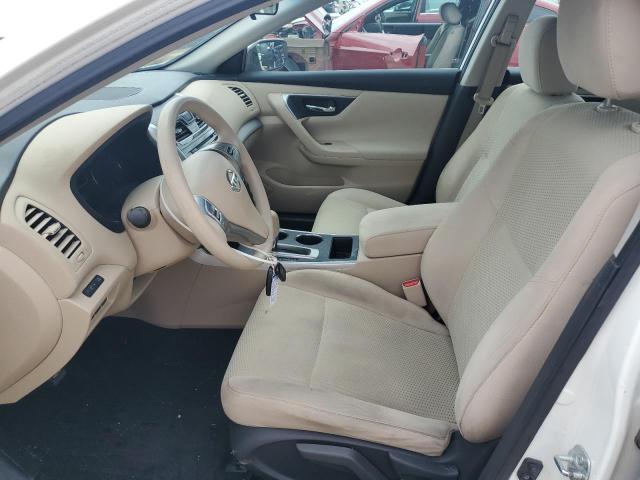 Sedans NISSAN ALTIMA 2015 White