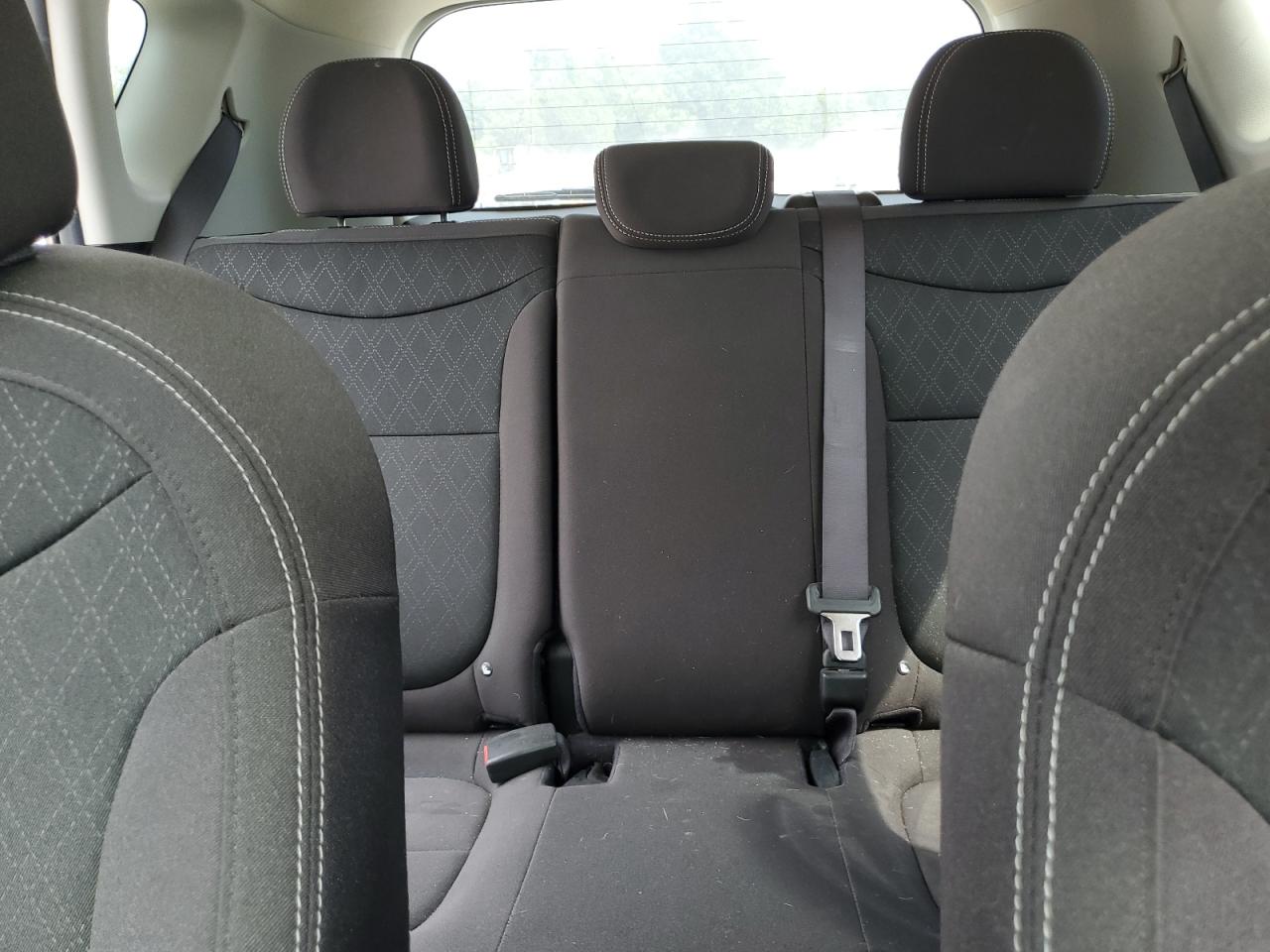 KIA SOUL 2018 VIN KNDJN2A27J7553898 photo 10