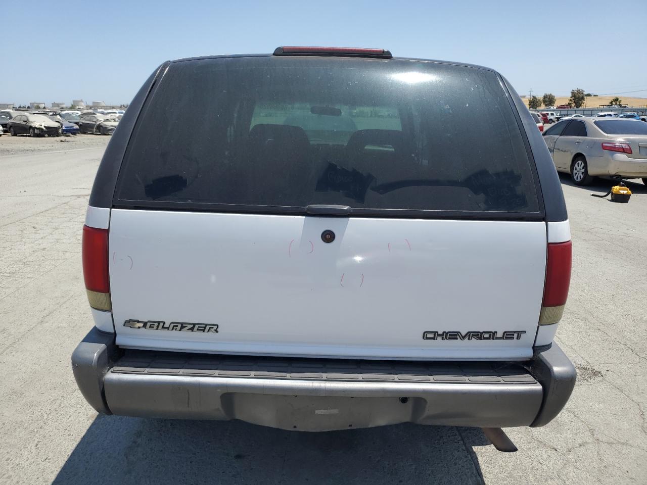 1997 Chevrolet Blazer VIN: 1GNDT13W0VK182395 Lot: 60868525