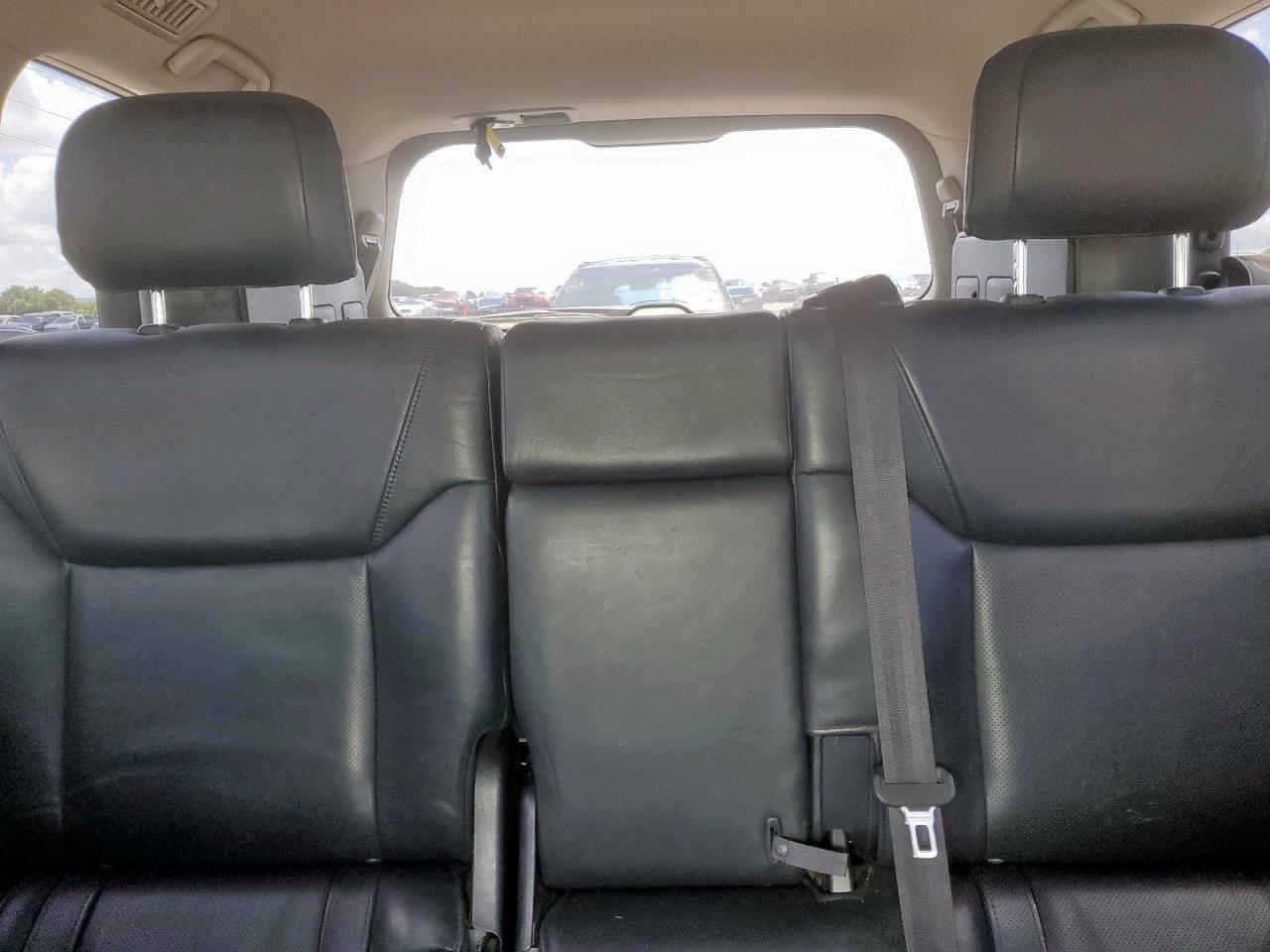 2011 Lexus Lx 570 VIN: JTJHY7AX4B4061716 Lot: 62327925