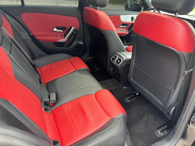  MERCEDES-BENZ A-CLASS 2021 Czarny
