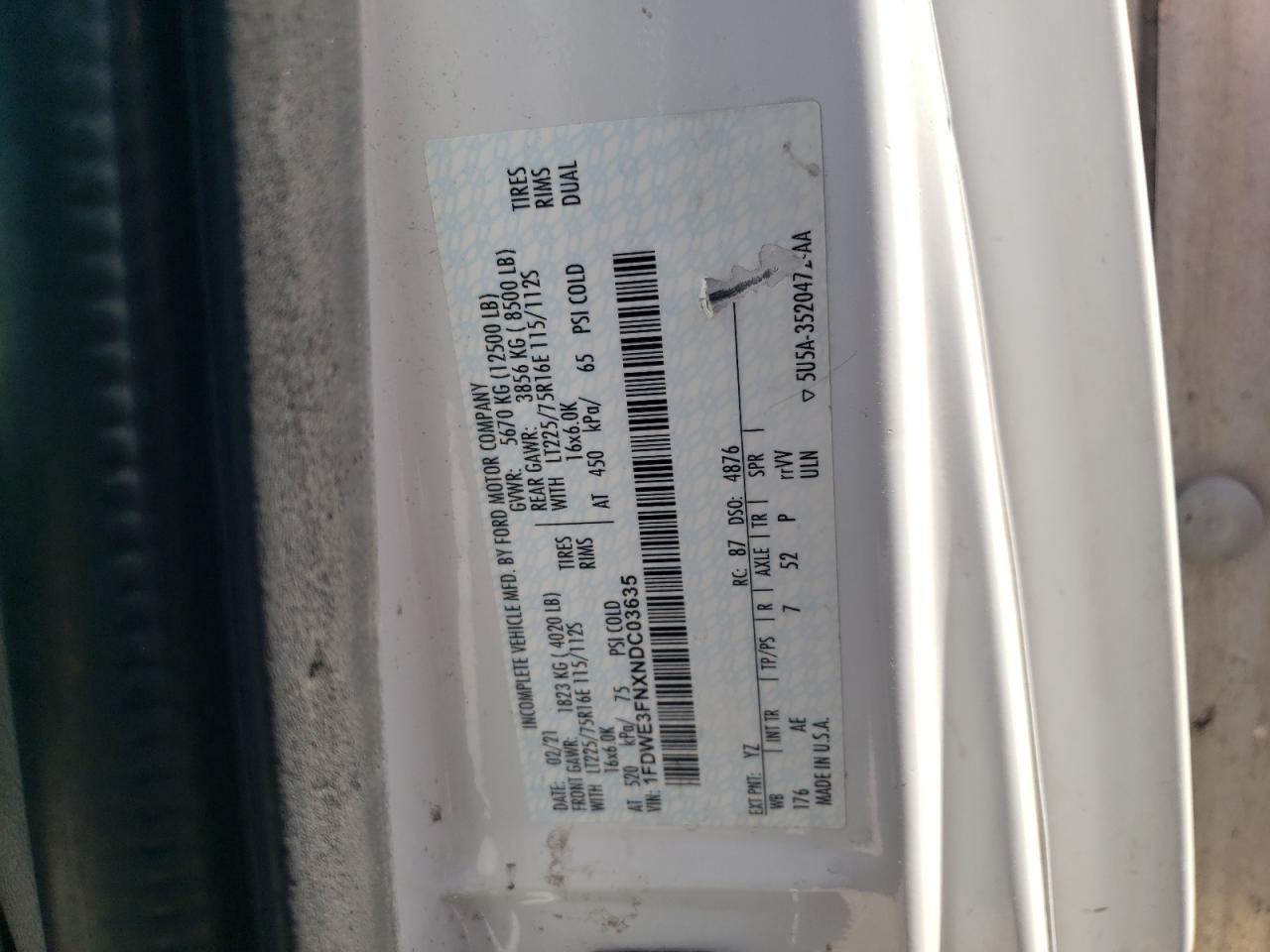 2022 Ford Econoline E350 Super Duty Cutaway Van VIN: 1FDWE3FNXNDC03635 Lot: 61060505