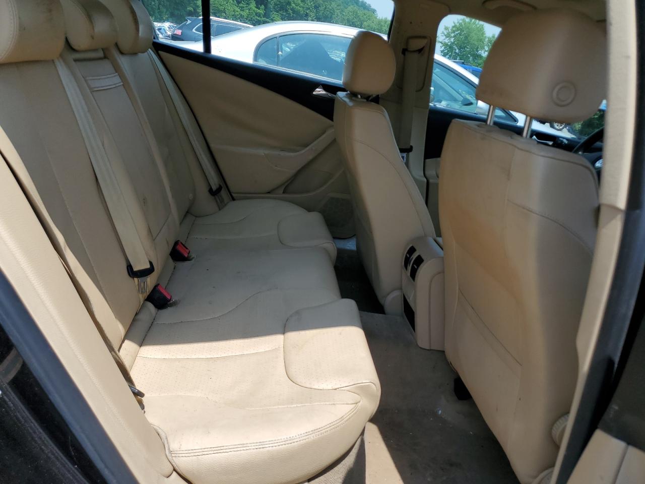 2006 Volkswagen Passat 2.0T VIN: WVWAK73C66P046672 Lot: 60888045