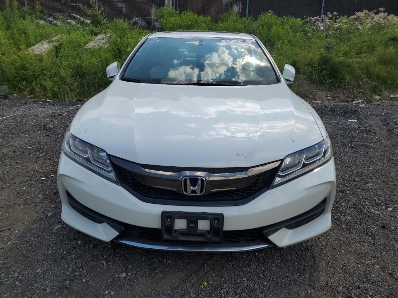 HONDA ACCORD 2016 VIN 1HGCT2B85GA004490 фото 5