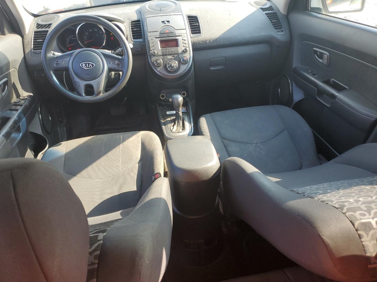 2011 Kia Soul + VIN: KNDJT2A22B7710888 Lot: 62119715