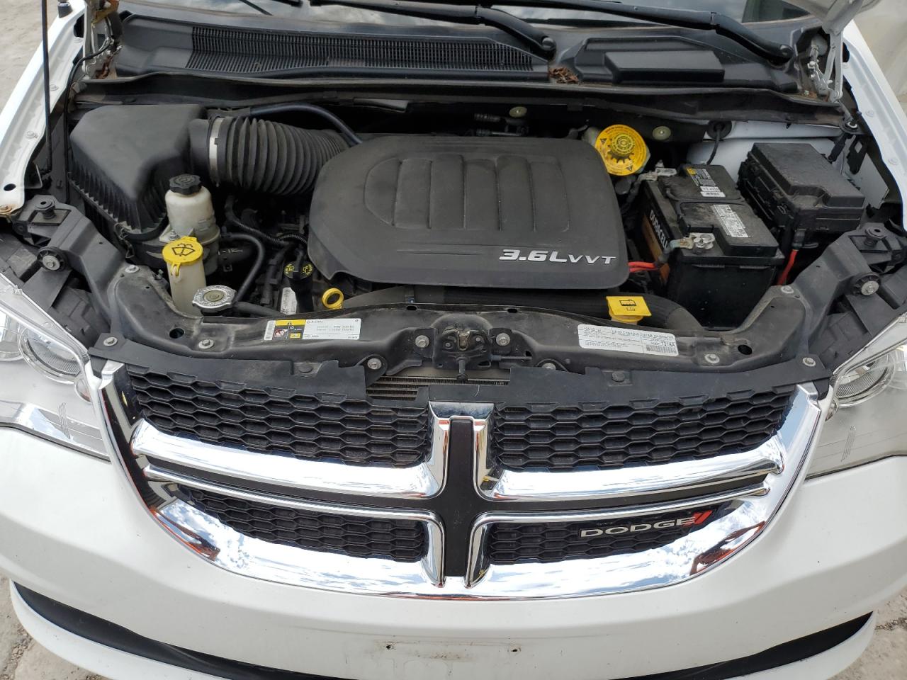 2018 Dodge Grand Caravan Sxt VIN: 2C4RDGCG2JR326256 Lot: 60143885