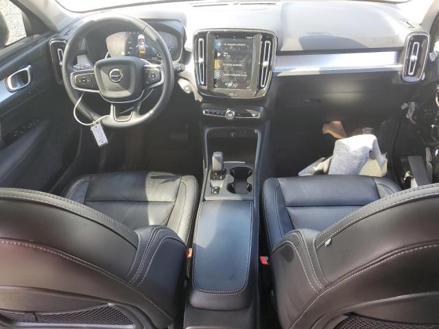  VOLVO XC40 2022 Синий