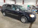 2010 Chrysler Town & Country Touring Plus للبيع في Mcfarland، WI - Hail