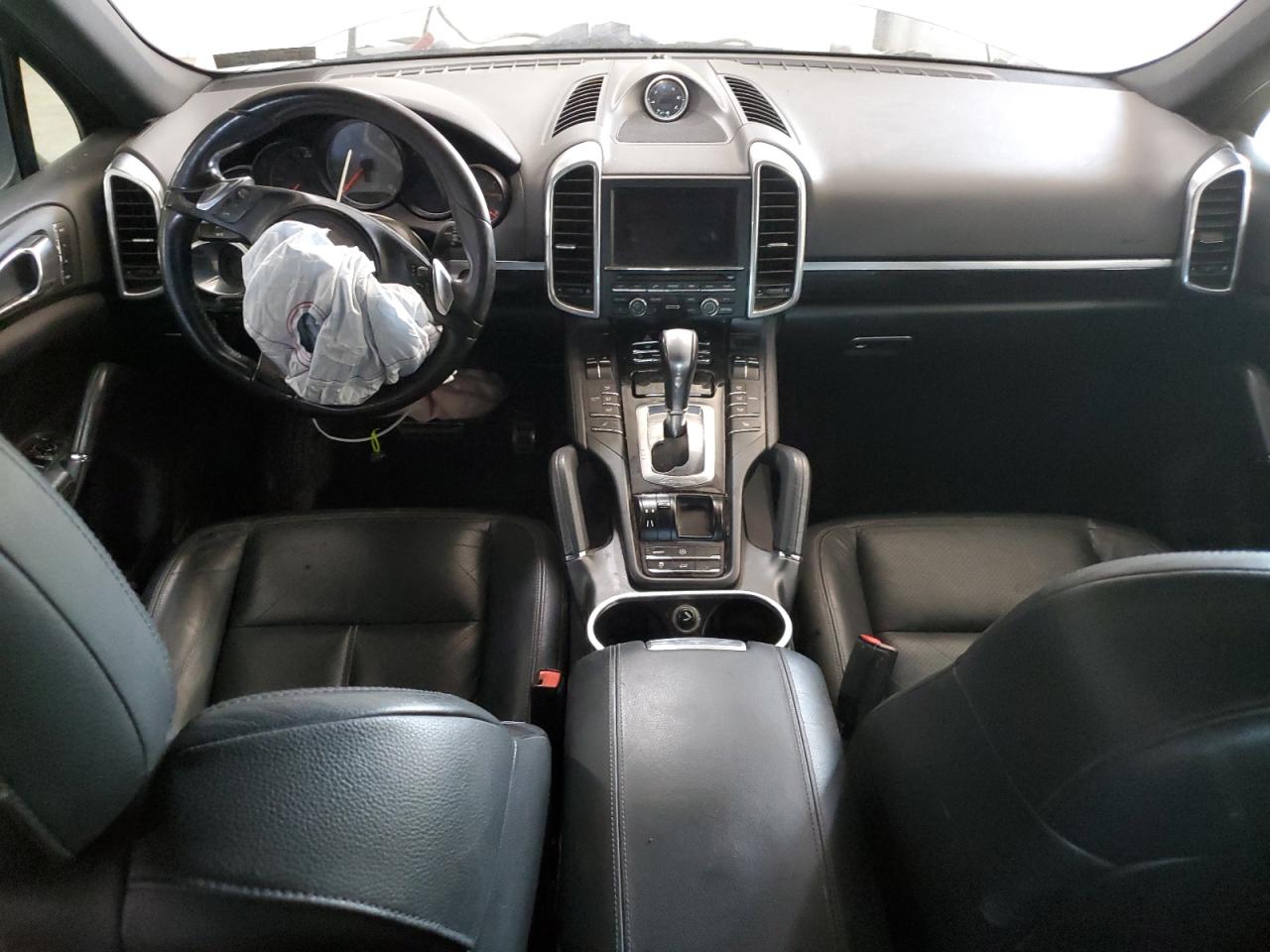 2011 Porsche Cayenne S VIN: WP1AB2A20BLA44574 Lot: 62054345