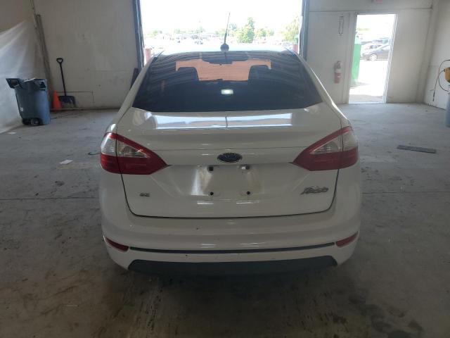 Sedans FORD FIESTA 2016 Biały