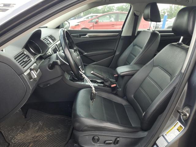  VOLKSWAGEN PASSAT 2016 Gray