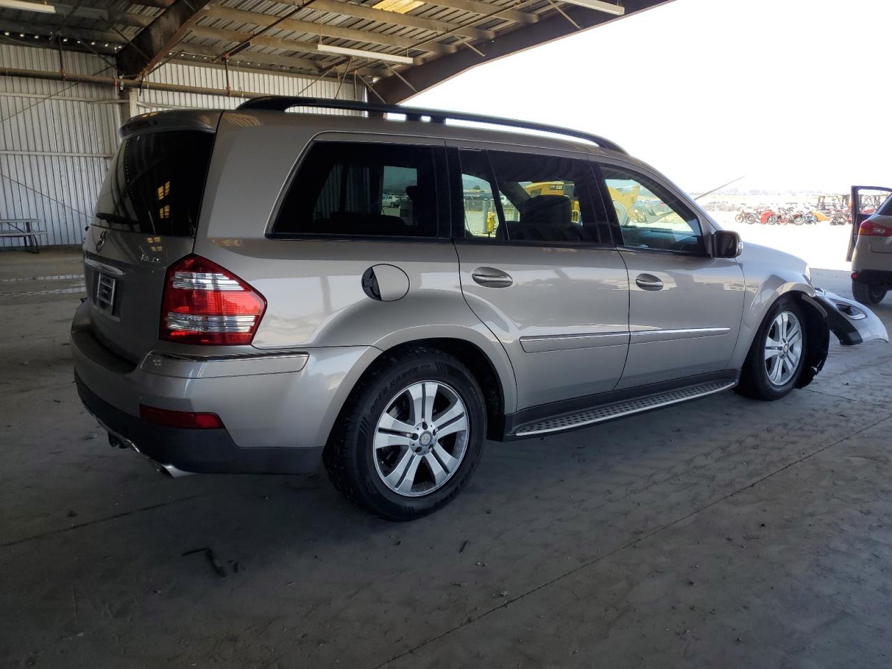 MERCEDES-BENZ GL-CLASS 2008 VIN 4JGBF71E38A308565 фото 3