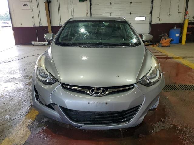  HYUNDAI ELANTRA 2015 Srebrny