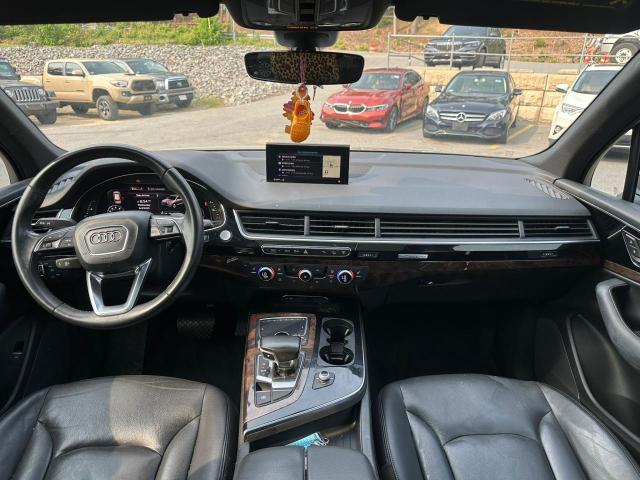 Parquets AUDI Q7 2017 Gray