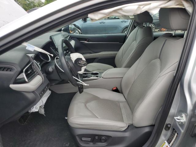  TOYOTA CAMRY 2023 Srebrny