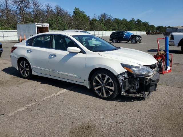  NISSAN ALTIMA 2017 White