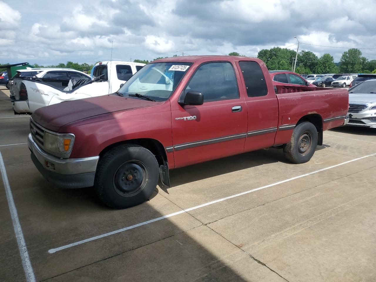 1996 Toyota T100 Xtracab for Sale in Louisville, KY - Minor Dent/Scratches