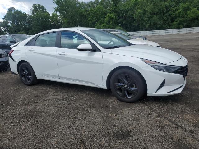  HYUNDAI ELANTRA 2023 Белы