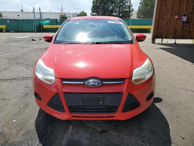 Hatchbacks FORD FOCUS 2014 Red