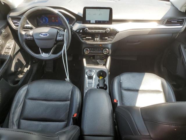  FORD ESCAPE 2021 Czarny
