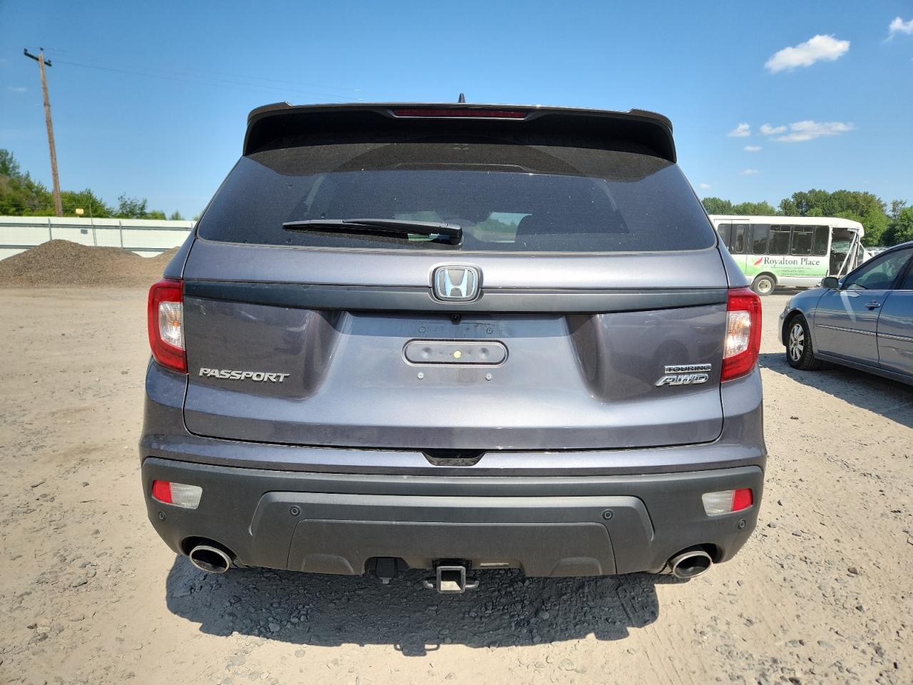 2019 Honda Passport Touring VIN: 5FNYF8H93KB018614 Lot: 60884775
