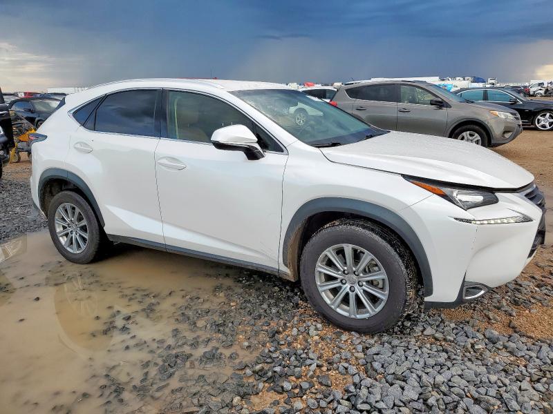  LEXUS NX 2017 Белы