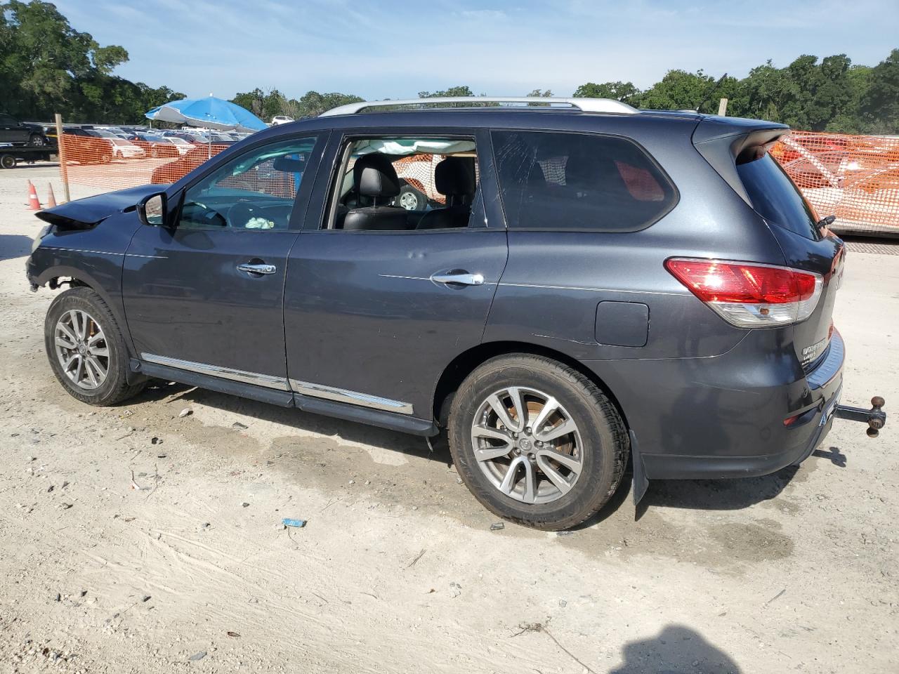 NISSAN PATHFINDER 2014 VIN 5N1AR2MN2EC657573 фото 2