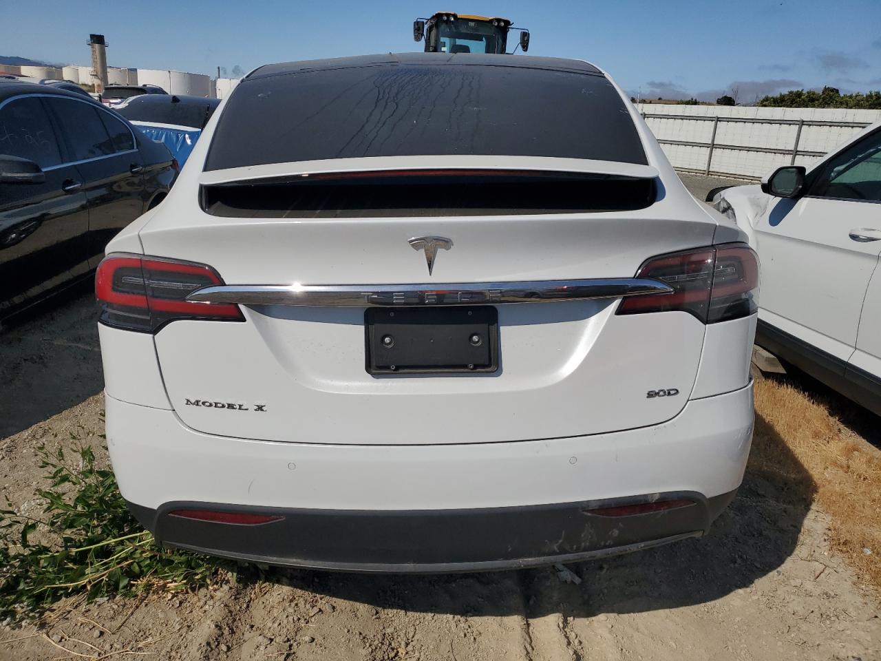 2016 Tesla Model X VIN: 5YJXCBE2XGF006203 Lot: 56152545