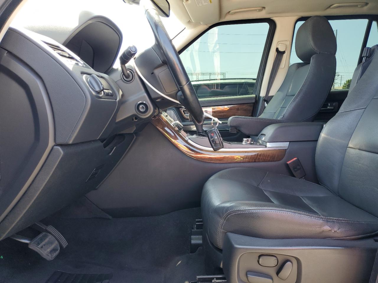 2011 Land Rover Range Rover Sport Hse VIN: SALSF2D42BA702973 Lot: 61421615