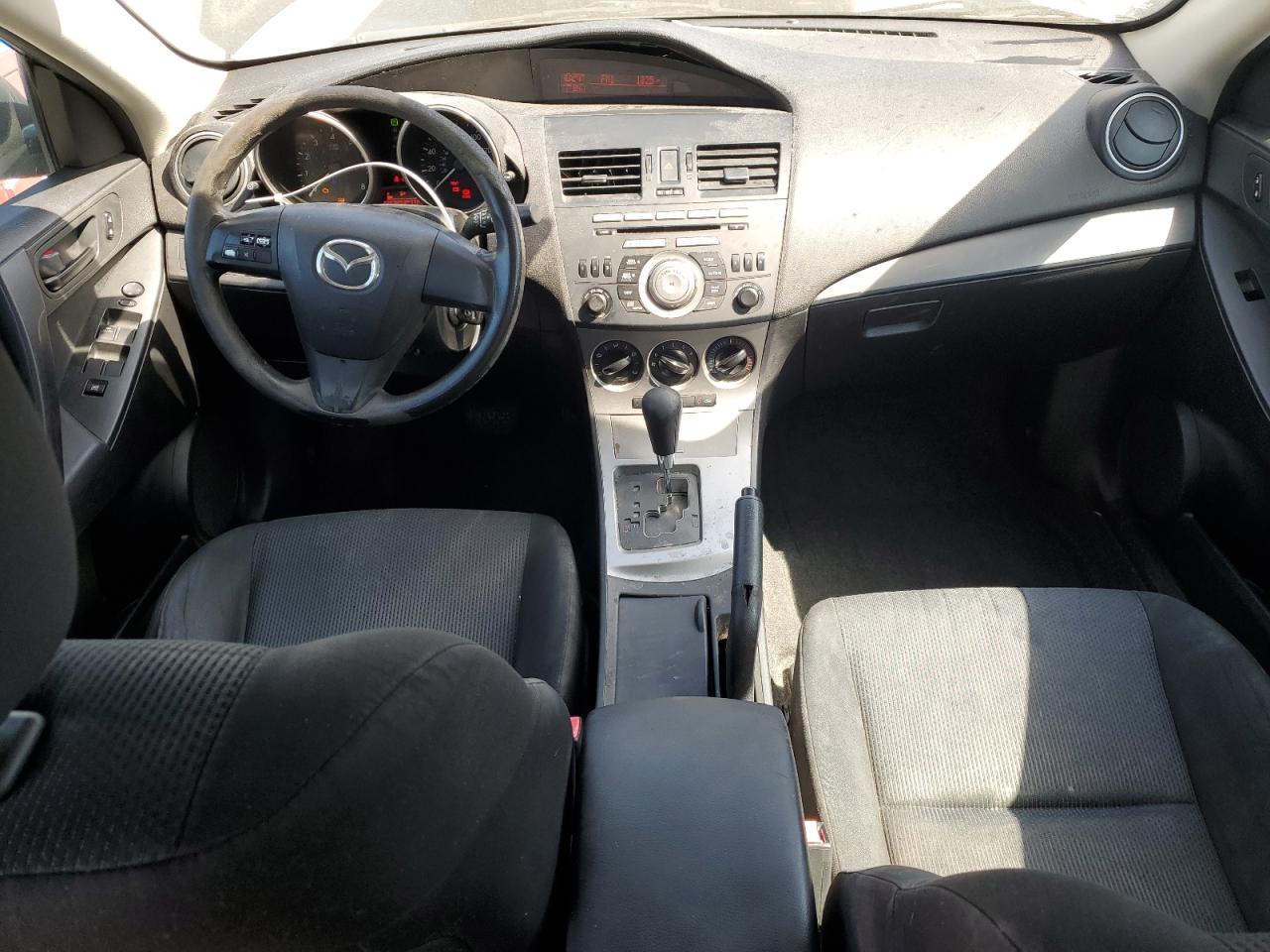 2011 Mazda 3 I VIN: JM1BL1UG4B1492025 Lot: 62604285