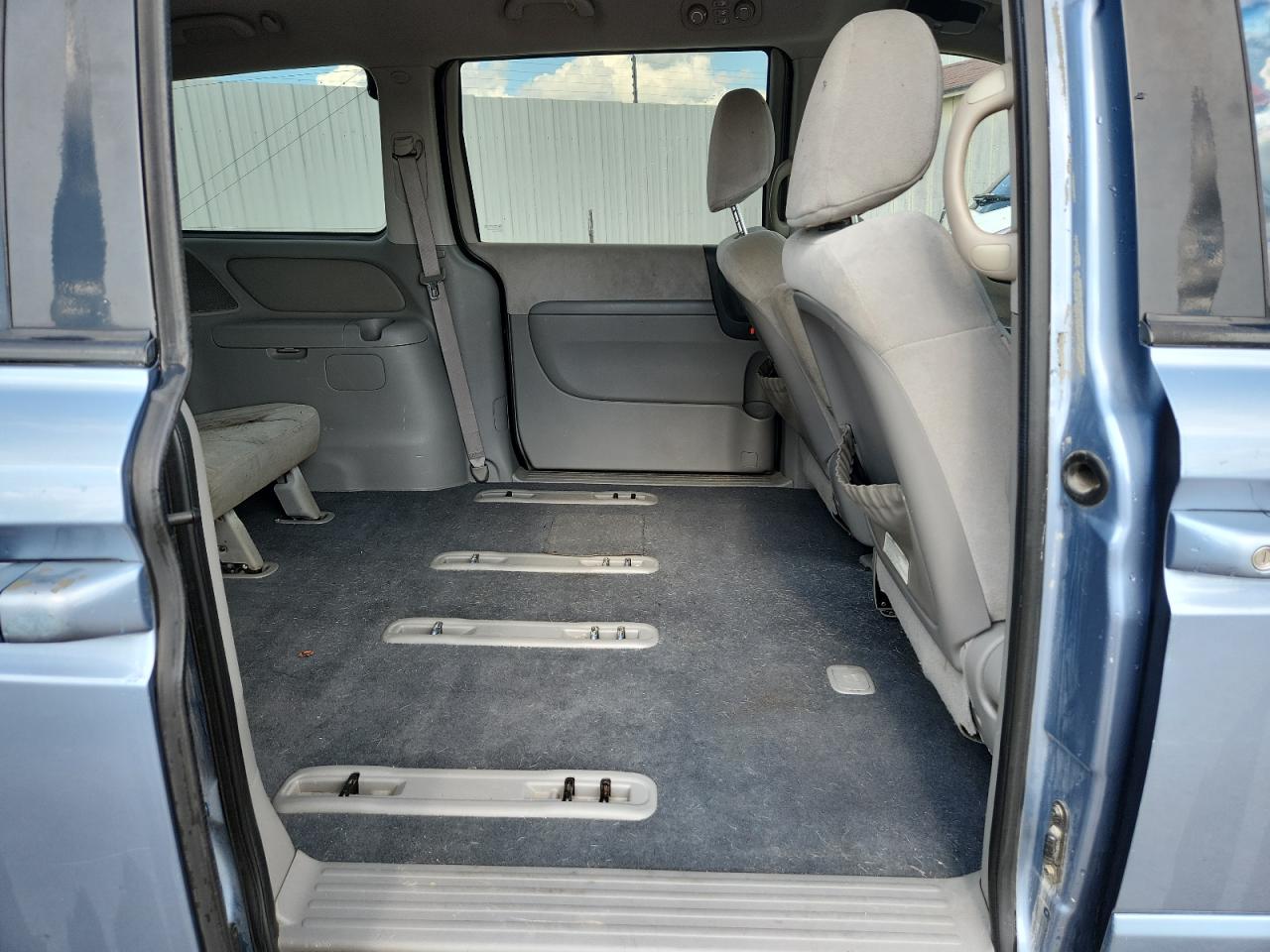 2008 Kia Sedona Ex VIN: KNDMB233X86246379 Lot: 61808115
