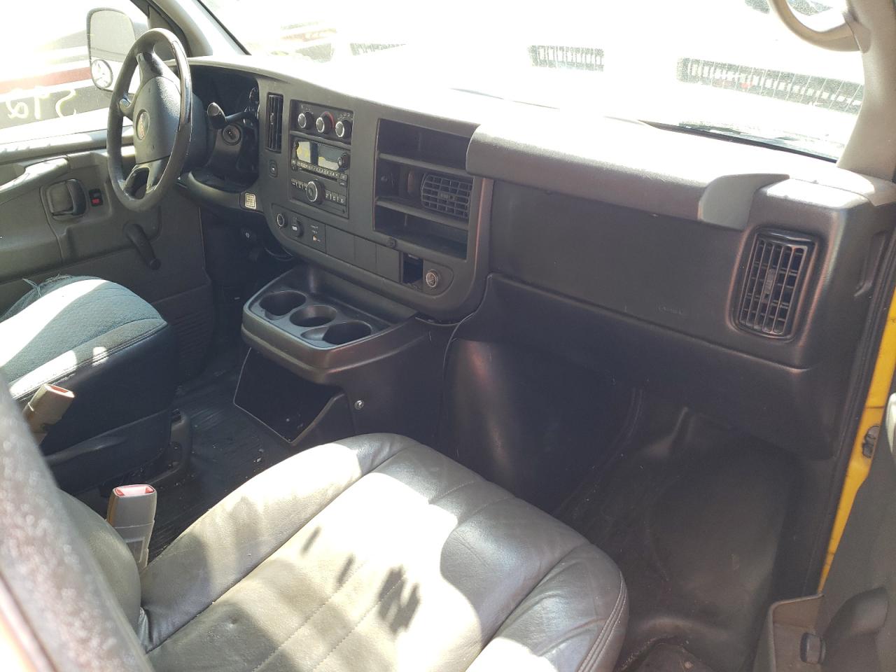 2010 GMC Savana Cutaway G3500 VIN: 1GD1G2BA0A1900132 Lot: 59278795