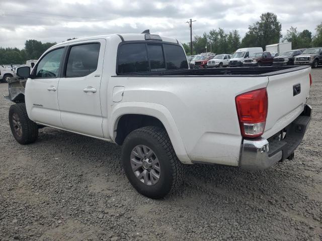  TOYOTA TACOMA 2017 Белы