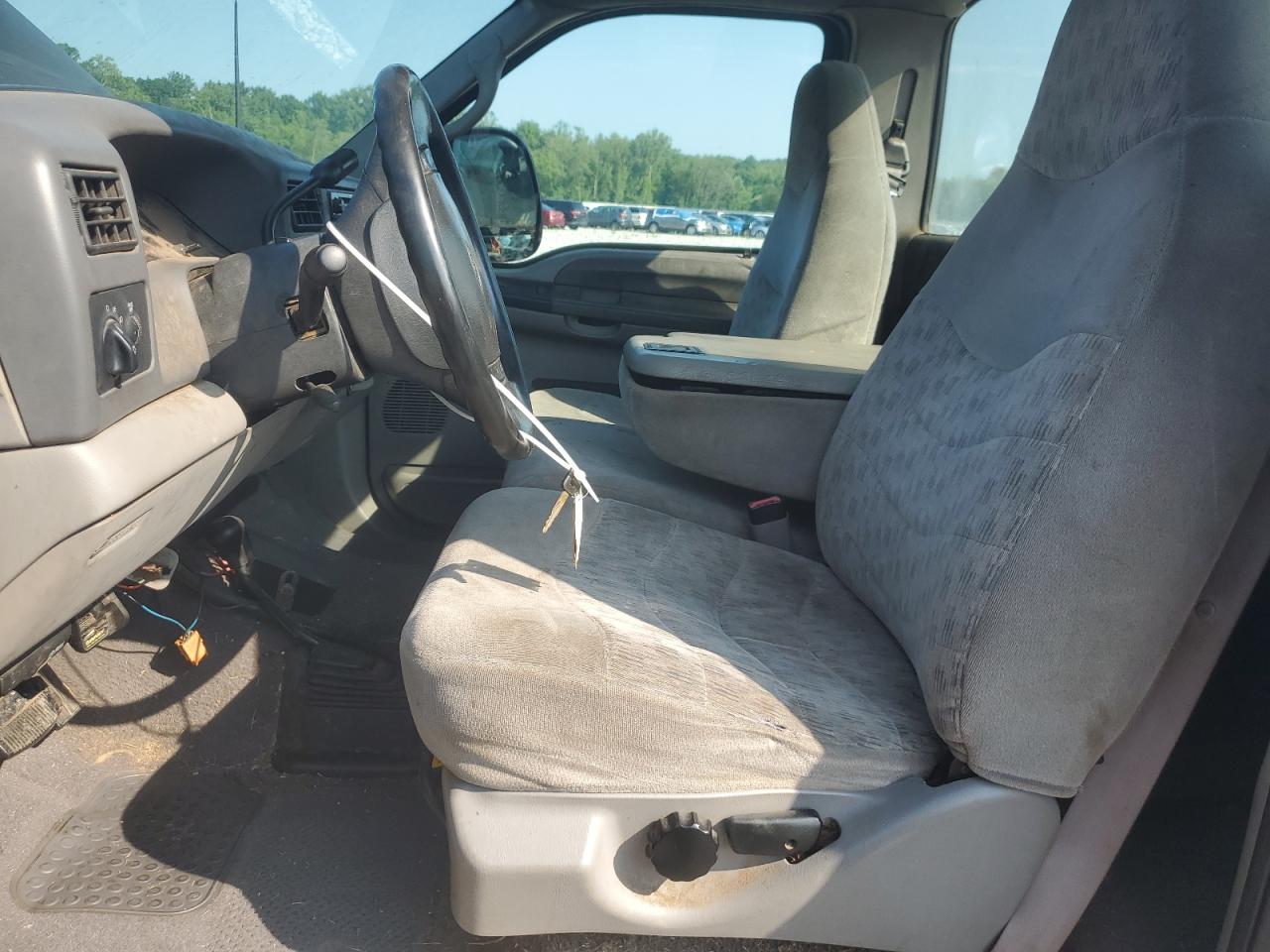 2000 Ford F350 Srw Super Duty VIN: 1FTSF31L2YEB68643 Lot: 62538365