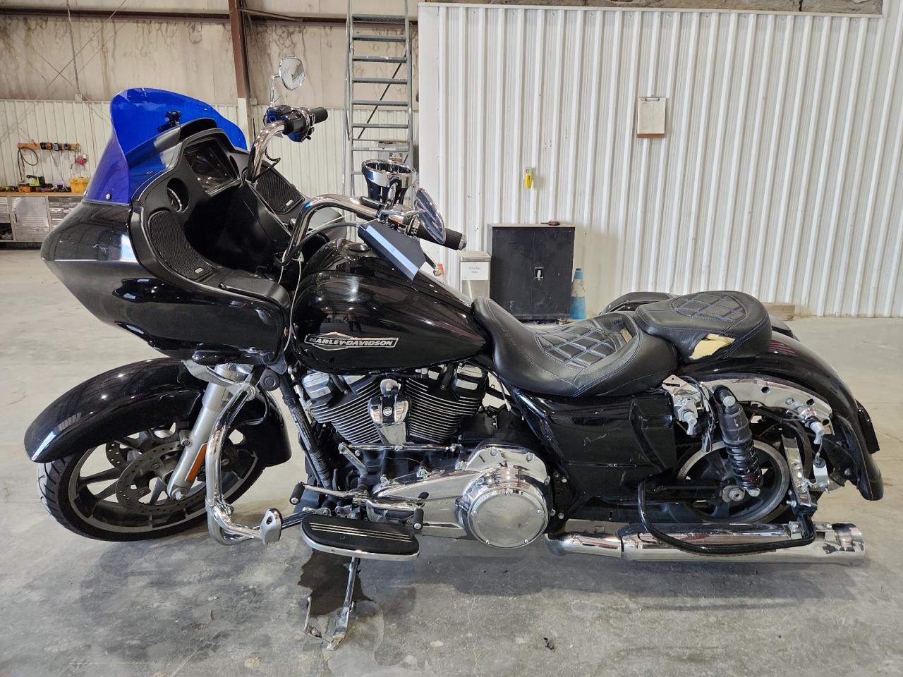 HARLEY-DAVIDSON FL 2022 VIN 1HD1KHC10NB642231 zdjęcie 3