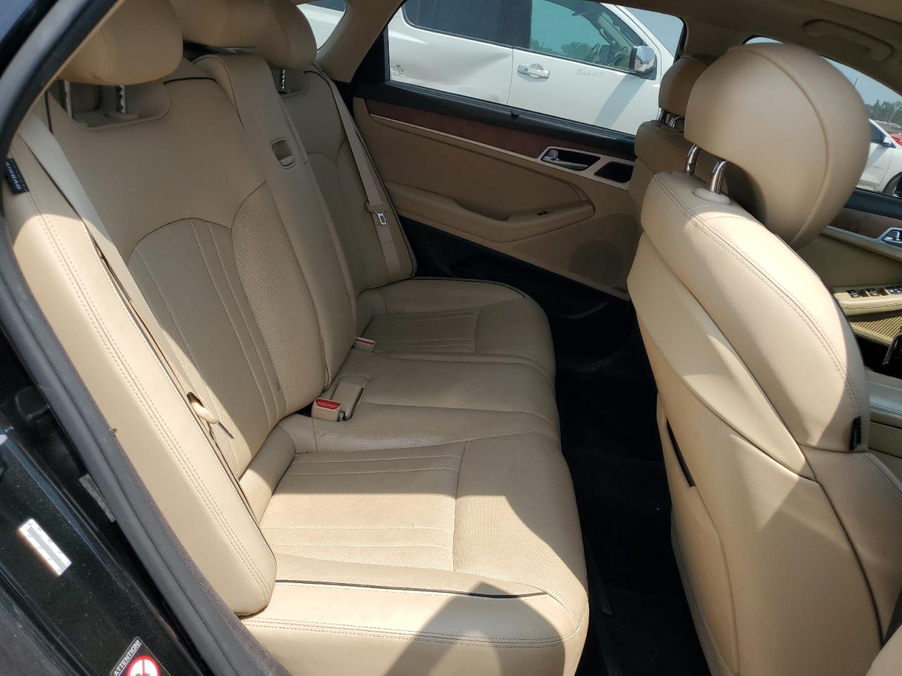 2015 Hyundai Genesis 5.0L VIN: KMHGN4JF3FU054397 Lot: 59112625
