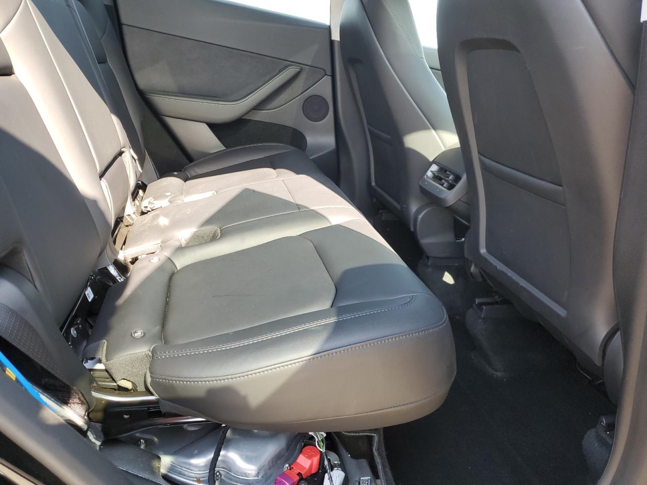 2023 Tesla Model Y VIN: 7SAYGDEFXPF784107 Lot: 64311435