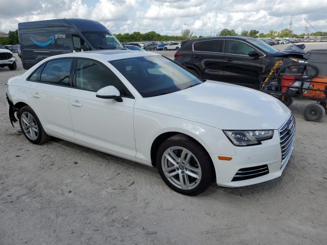  AUDI A4 2017 White