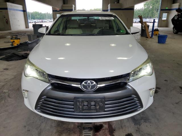  TOYOTA CAMRY 2016 Biały