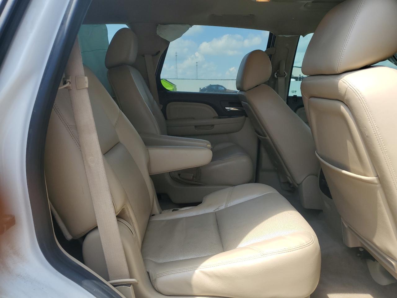 2011 GMC Yukon Denali VIN: 1GKS2EEF1BR203155 Lot: 62472395