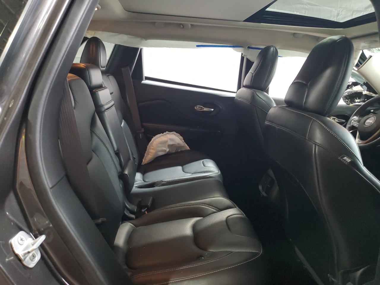 2014 Jeep Cherokee Limited VIN: 1C4PJMDS9EW211894 Lot: 61919225