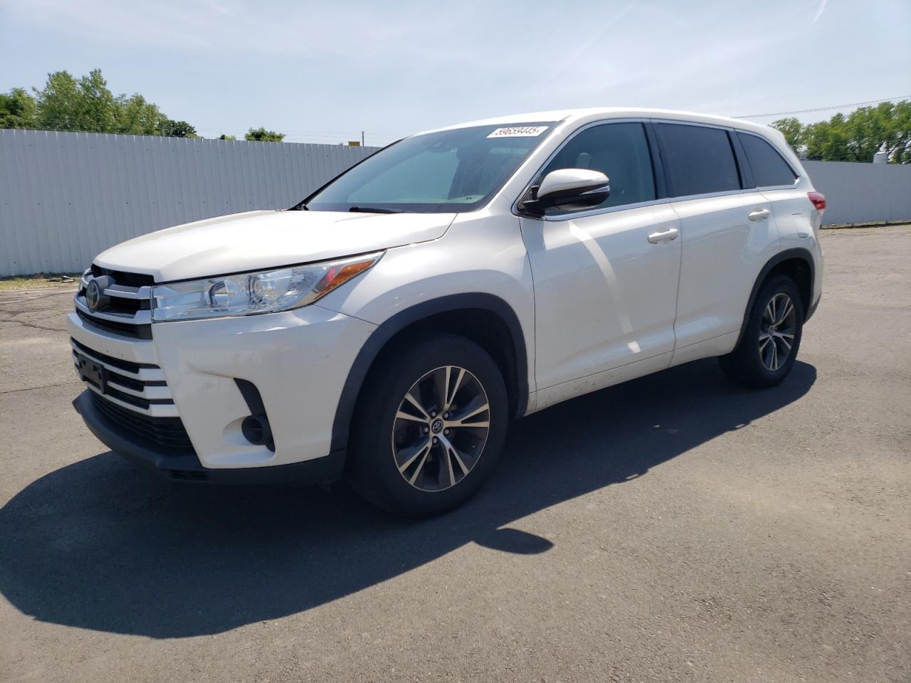 2017 Toyota Highlander Le