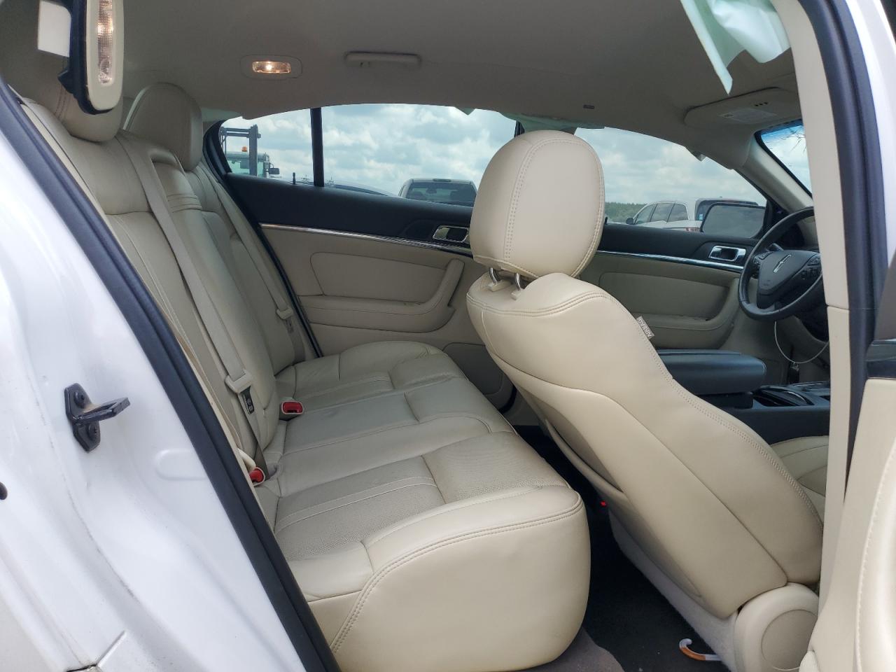 2013 Lincoln Mks VIN: 1LNHL9DK4DG612981 Lot: 60701895