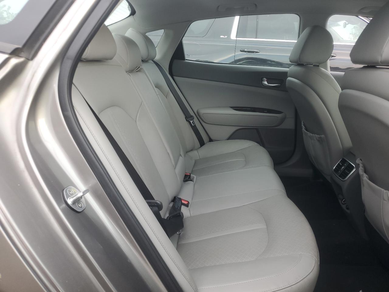 2017 Kia Optima Ex VIN: 5XXGU4L32HG173979 Lot: 62598265