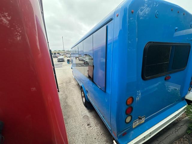 2019 Ford Econoline E450 Super Duty Cutaway Van  