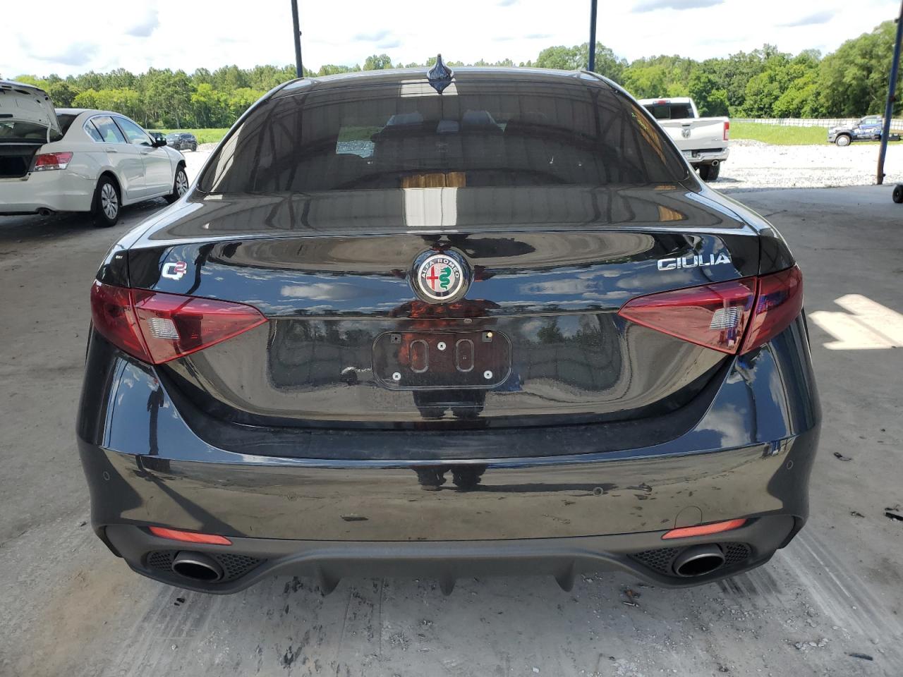 2018 Alfa Romeo Giulia Ti VIN: ZARFAECN1J7578960 Lot: 61621005