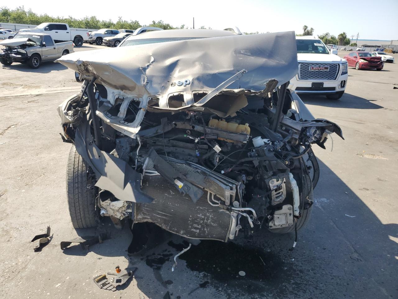 JEEP GRAND CHER 2019 VIN 1C4PJMCB6KD105119 photo 5