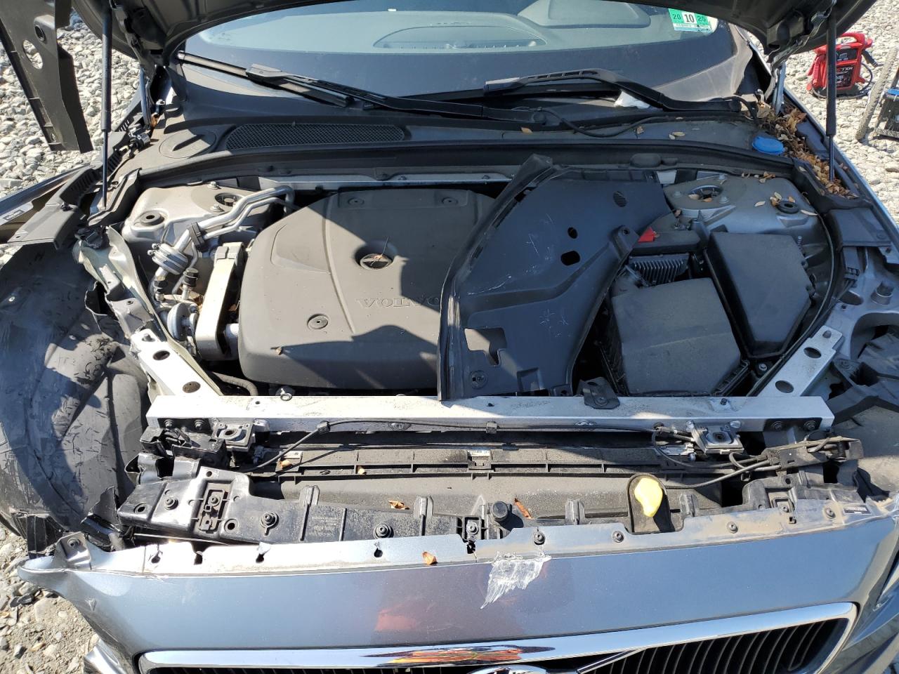 2018 Volvo S90 T6 Momentum VIN: LVY992MK4JP007216 Lot: 61868155