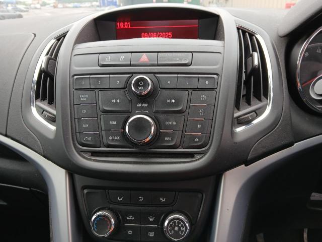 2013 VAUXHALL ZAFIRA TOU