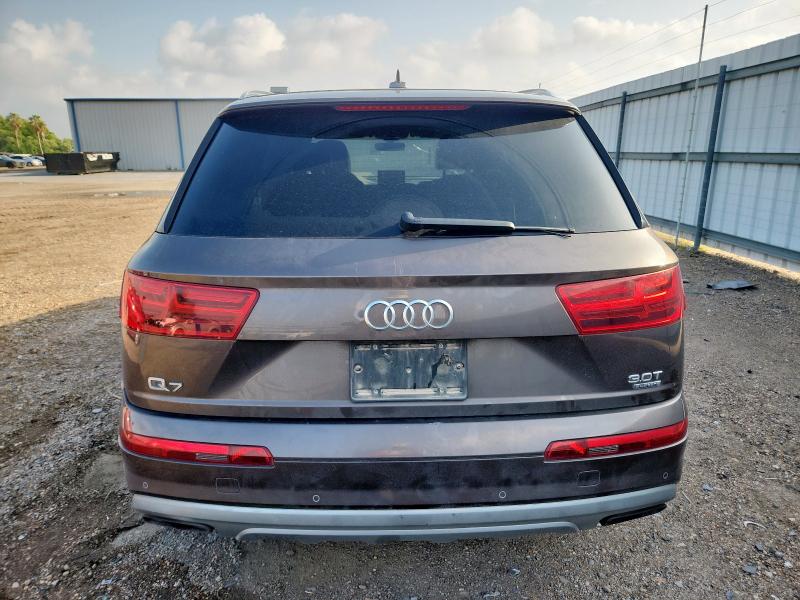  AUDI Q7 2018 Brown